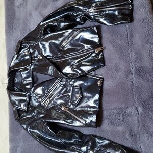 BLANKNYC BLACK PATENT LEATHER MOTO JACKET XS